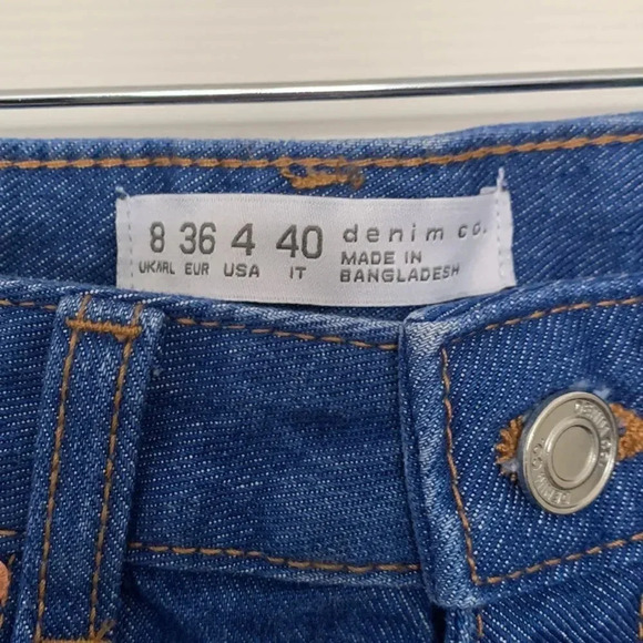 Primary Denim & Co Distressed Denim Shorts - Picture 4 of 5